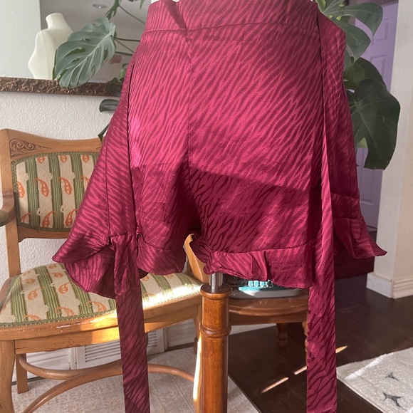 Do+Be silky, high waisted, wrap skort - Picture 5 of 7